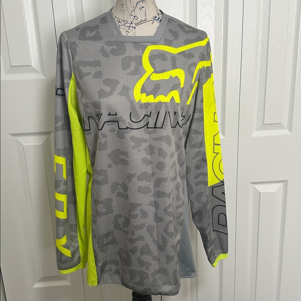 🍄SPRING SALE- firm price 🍄Fox Racing IBO Cheetah Jersey-Neon Yellow